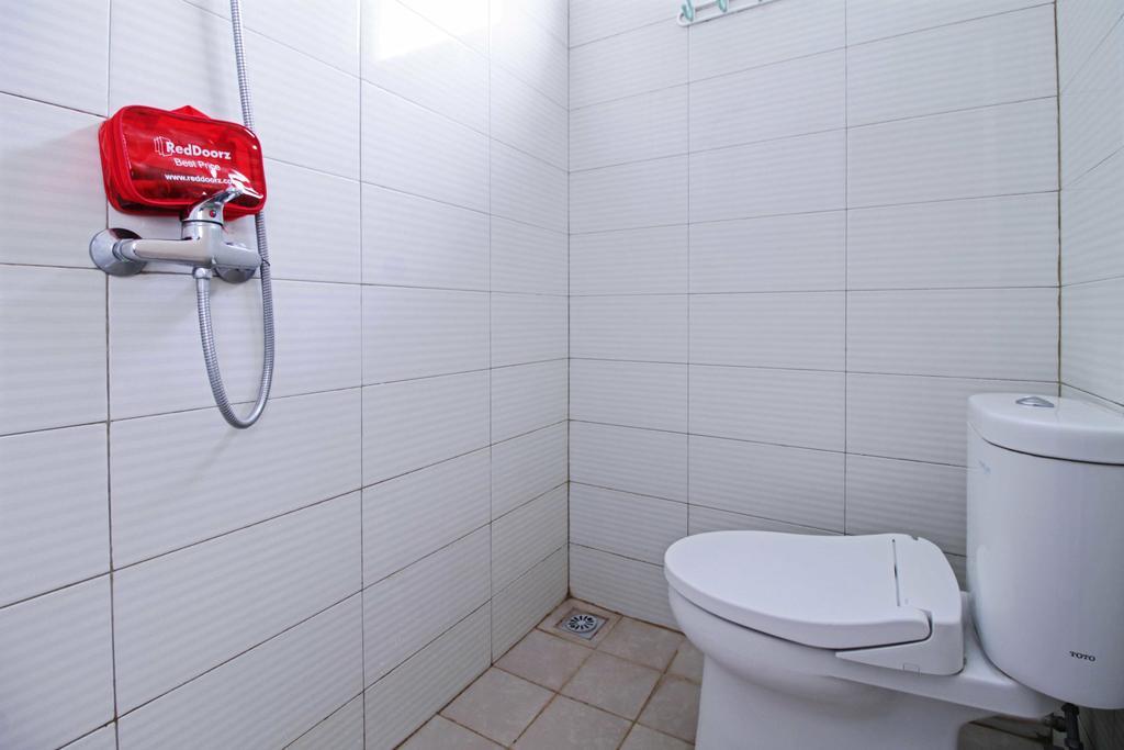 Reddoorz @ Karet Pedurenan 2 Guest house Jakarta
